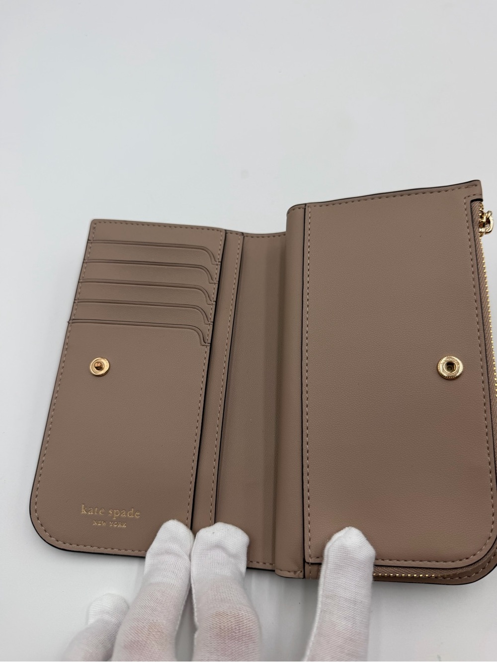 Kate Spade Devin Bifold Wallet - Picture 5 of 8
